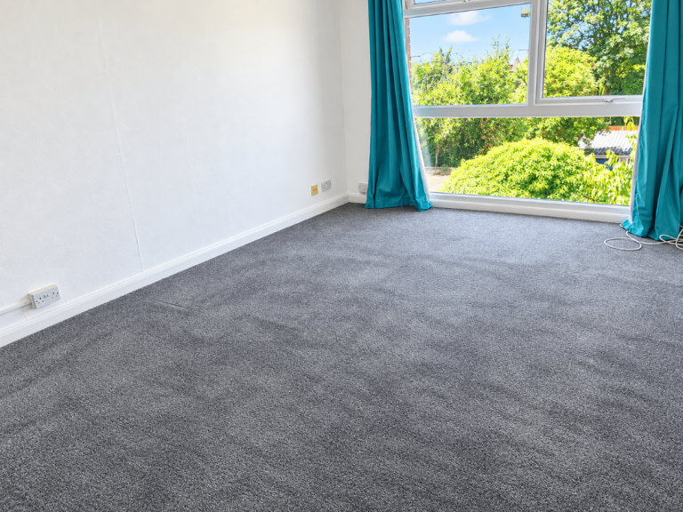 Flat Goodmayes Lane in Greater London