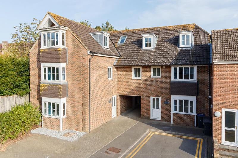 Flat College Road in Canterbury
