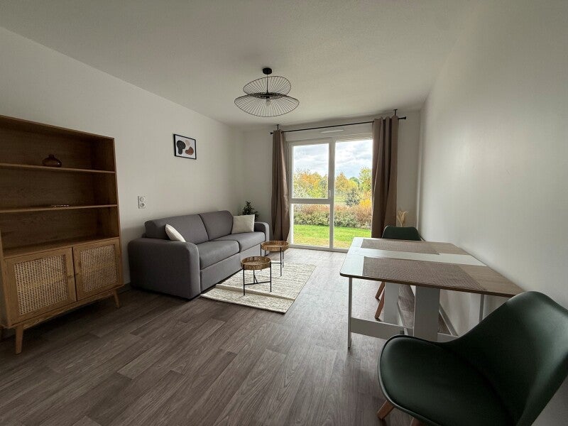 Room Rue de Pîtres in Franqueville-Saint-Pierre