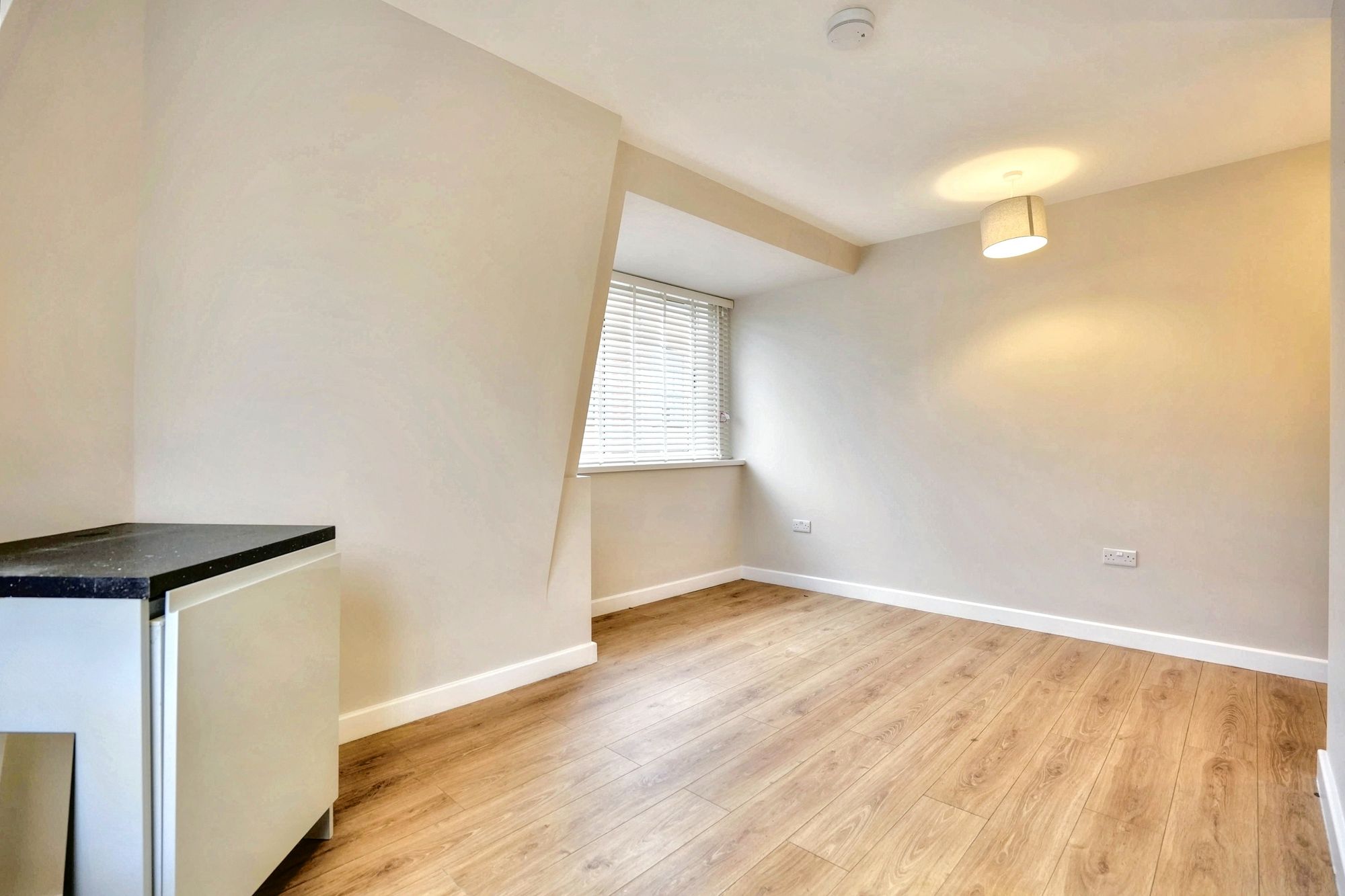 Flat Sittingbourne Road in Maidstone