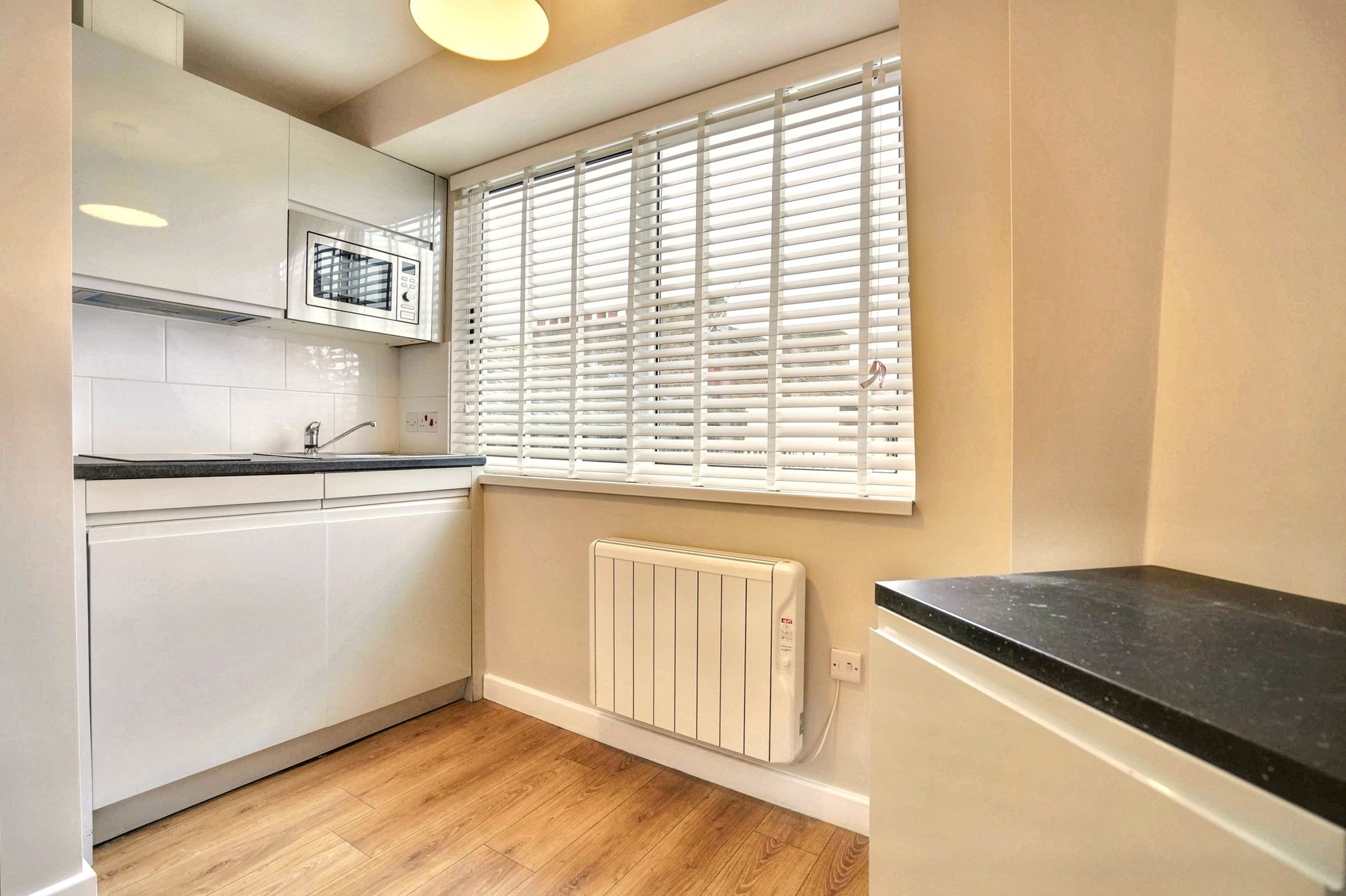 Flat Sittingbourne Road in Maidstone