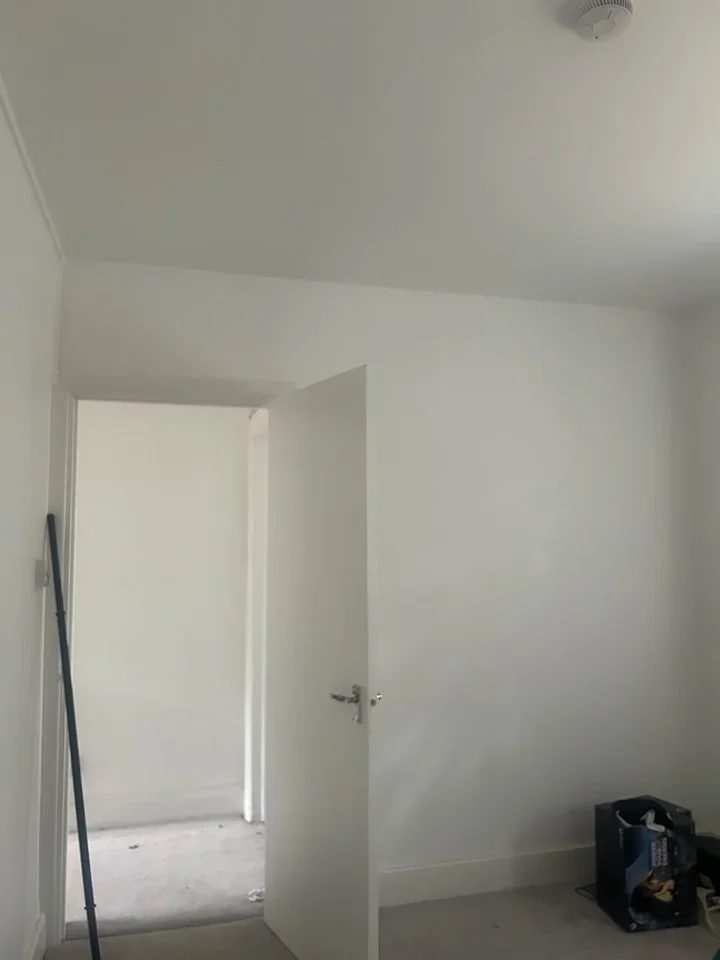 Room Park Road in Greater London