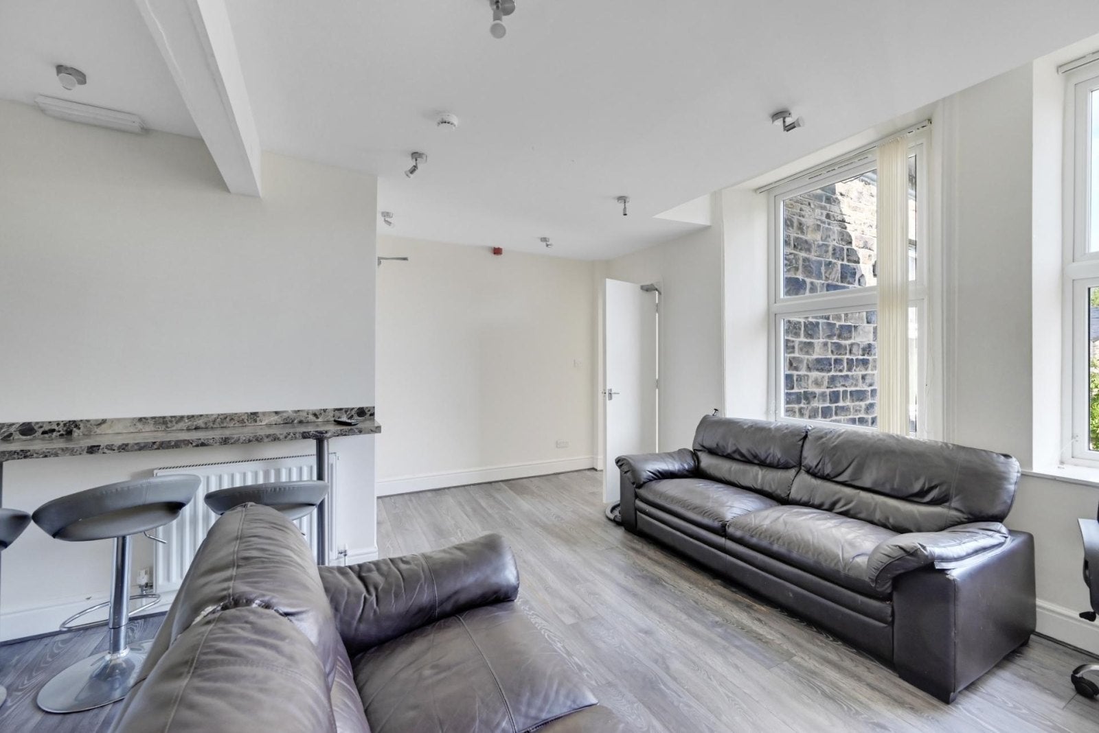 House Broomhall Place in Sheffield
