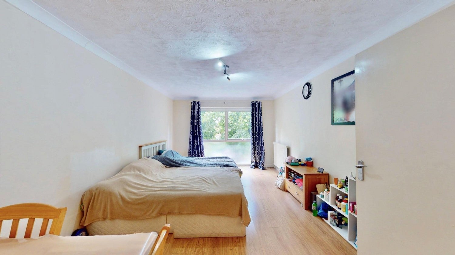 Flat Princes Road in Greater London