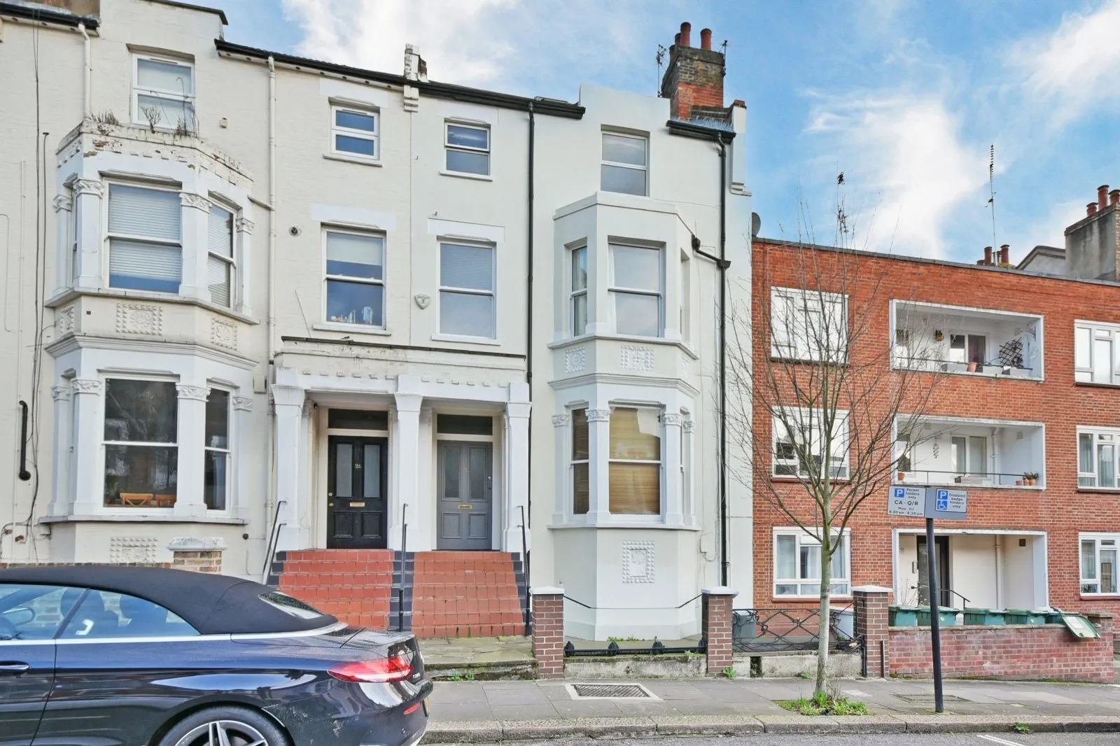 Flat Gladys Road in Greater London