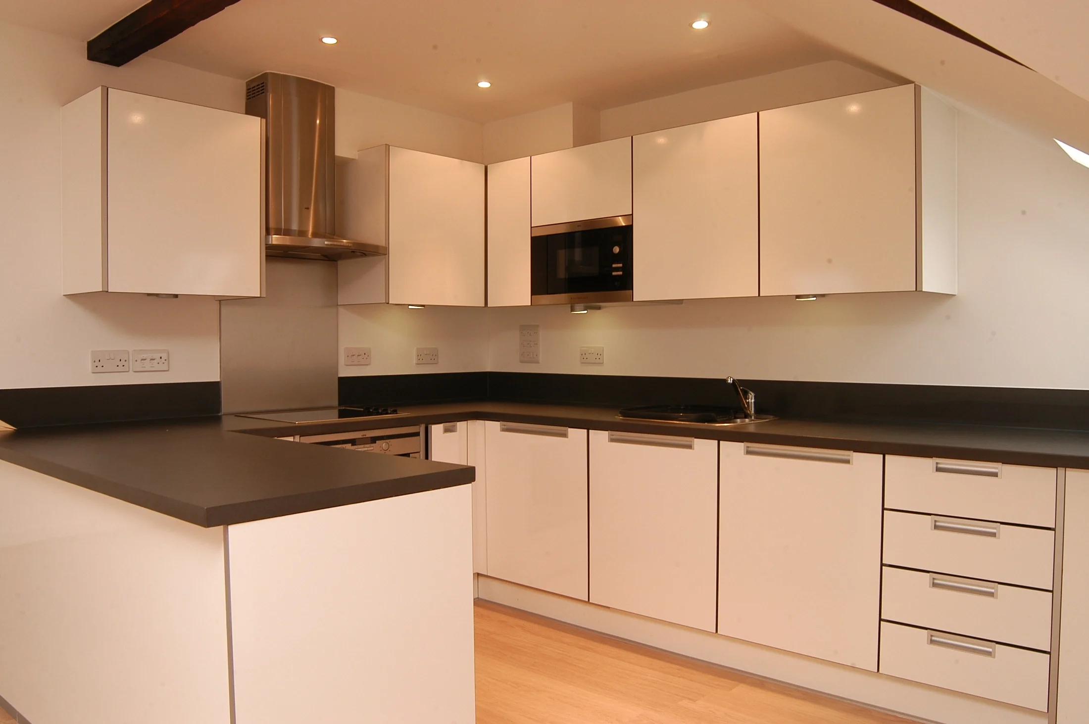 Flat London Road in Greater London