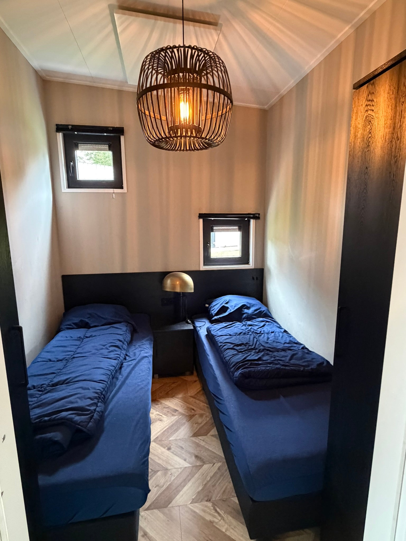 Twee-onder-één-kap te koop: van Haestrechtstraat 24-256, Kaatsheuvel