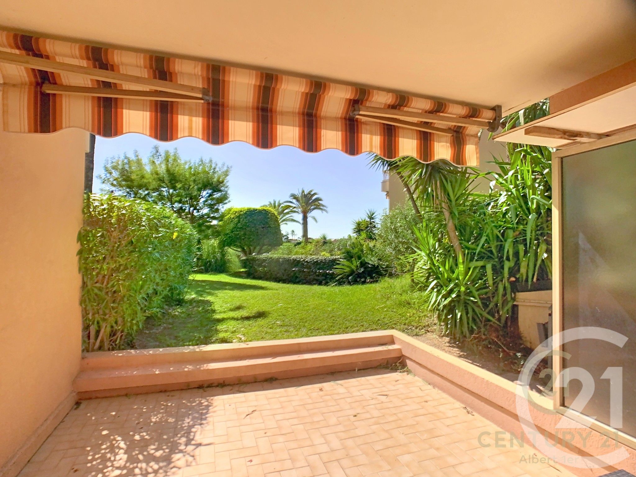 Appartement Avenue de la Poste à Vallauris