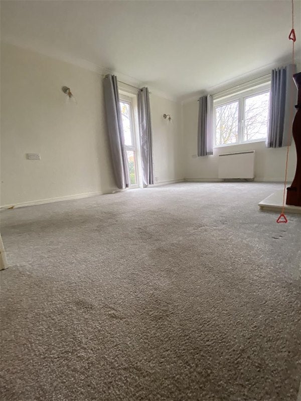 Flat Welbeck Road in Southport
