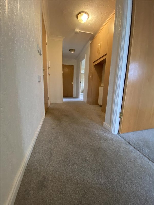 Flat Welbeck Road in Southport