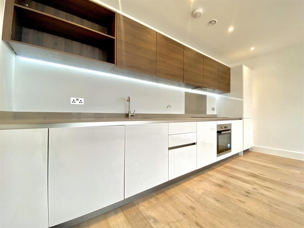 Flat Mote Road in Maidstone