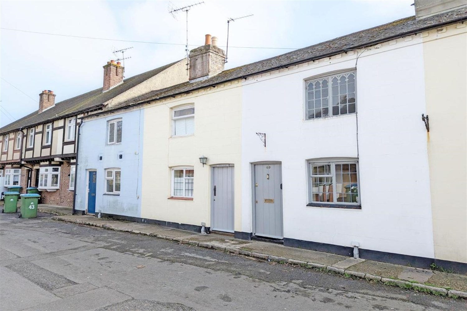 House Mead Lane in Arun