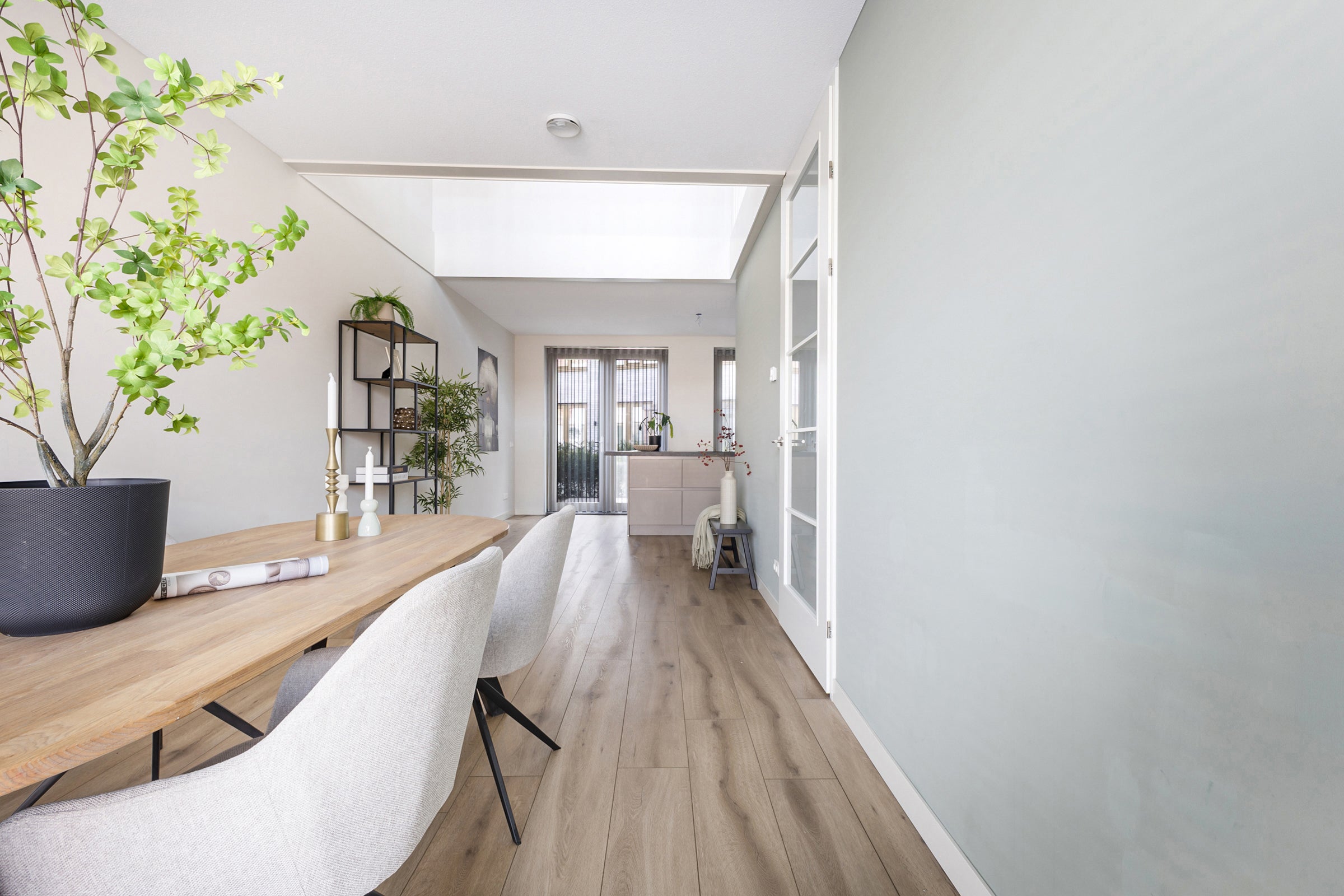 Tussenwoning te koop: Stationslaan 1210, Breda