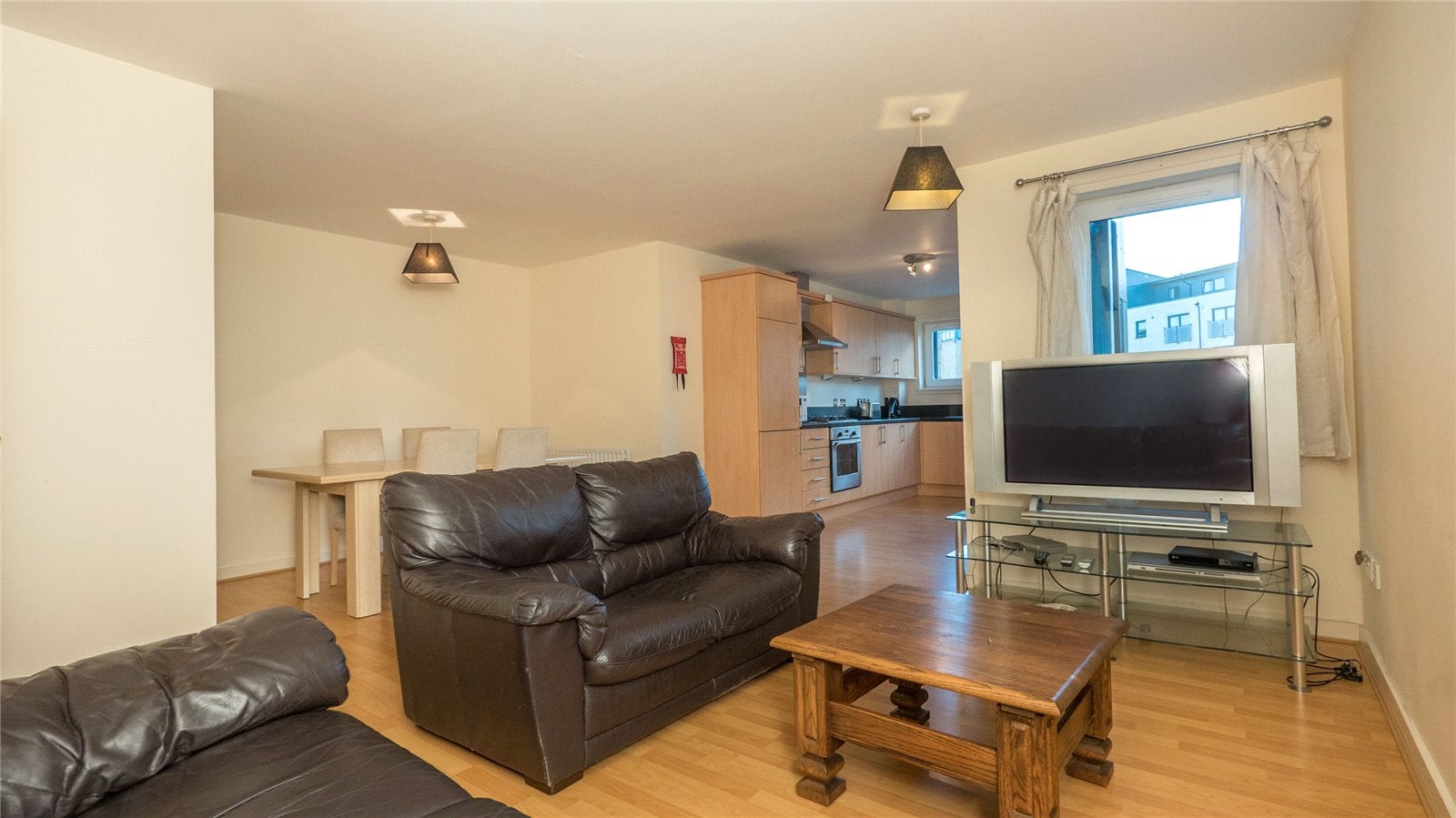 Flat Hawkhill Close in City of Edinburgh