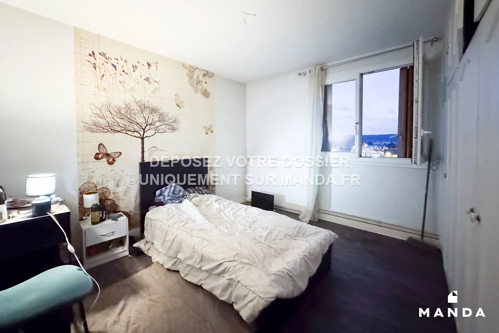 Flat Rue Balzac in Les Clayes-sous-Bois