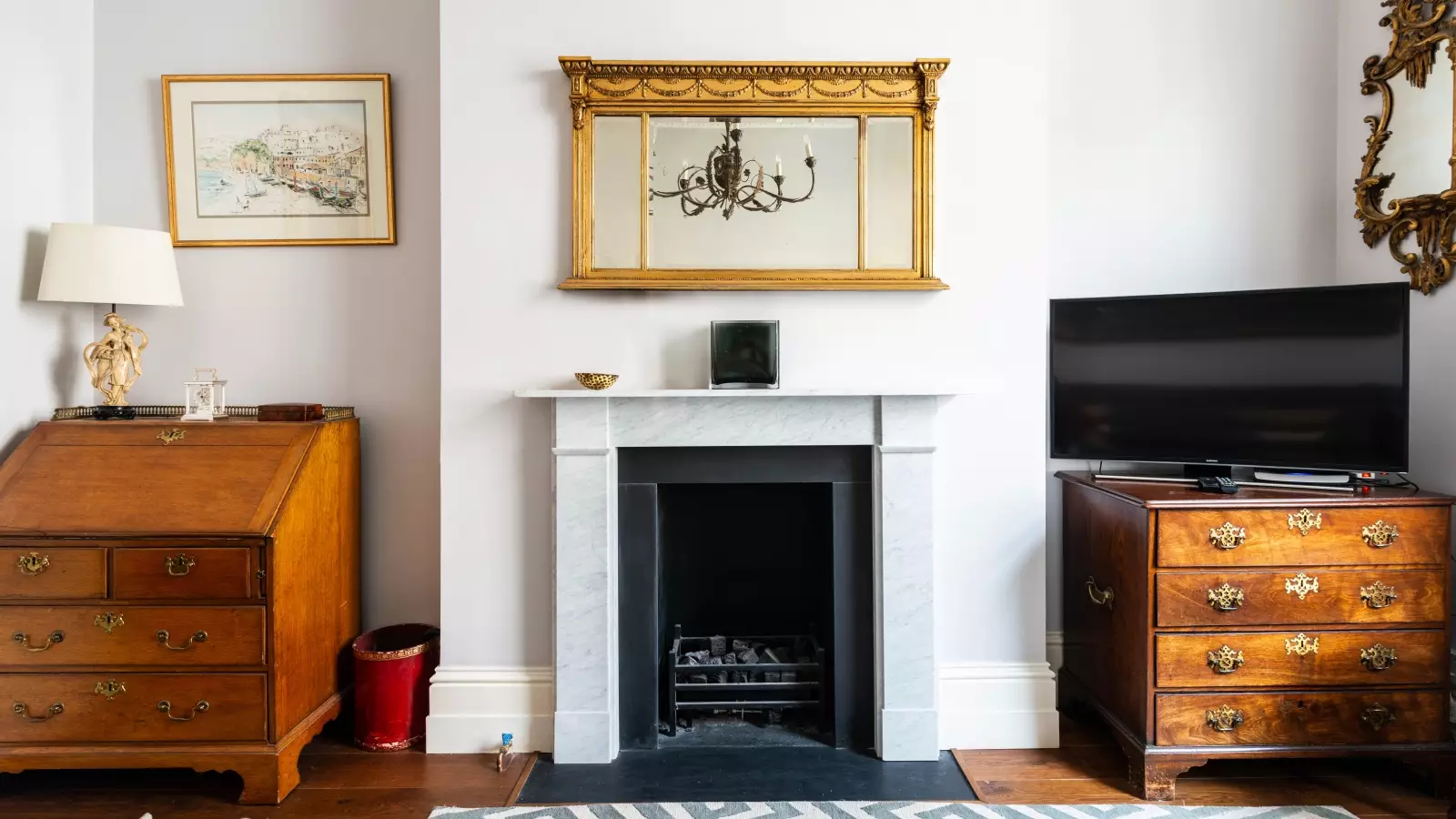 Flat Sutherland Street in City of Westminster