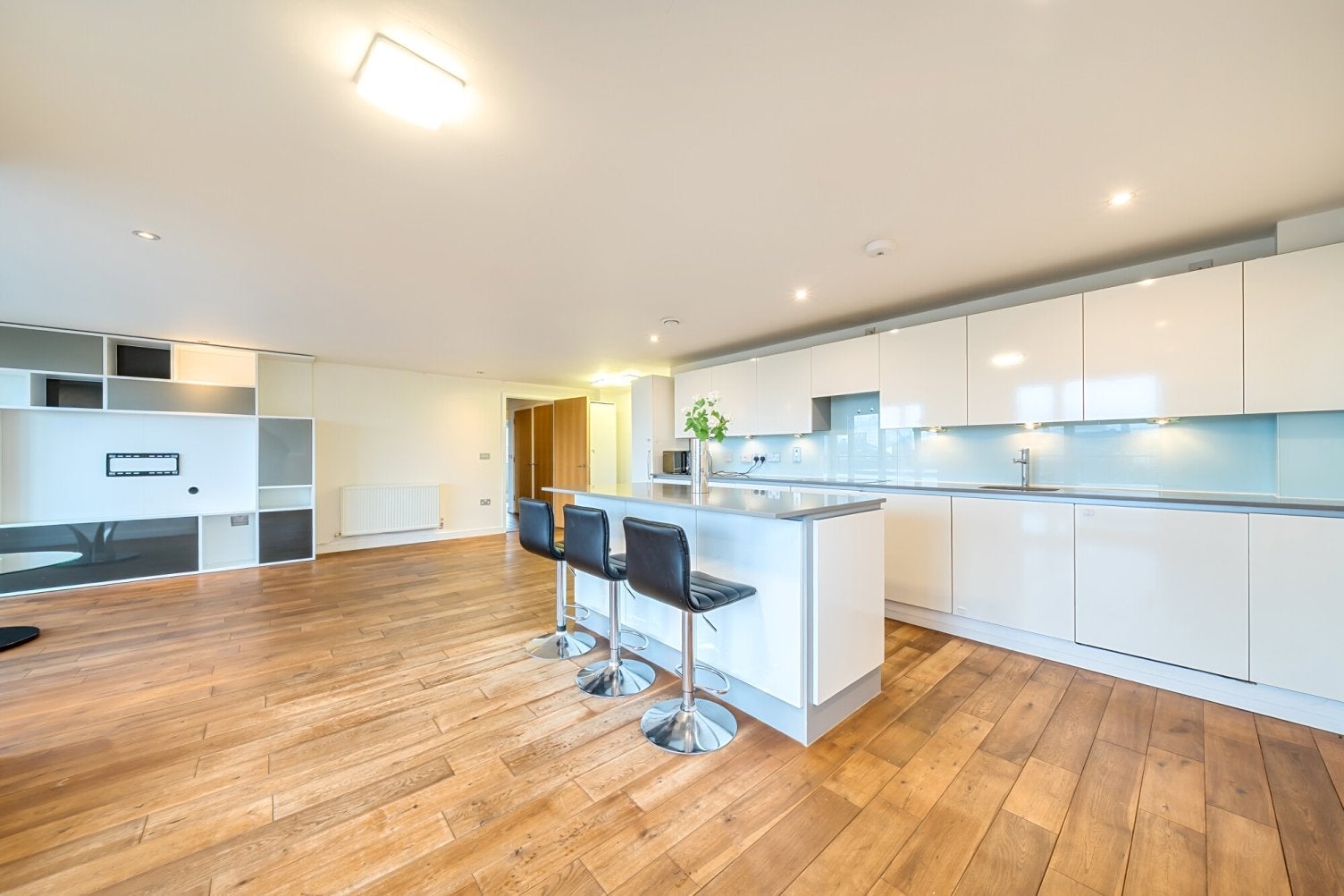 Flat Restell Close in Greater London