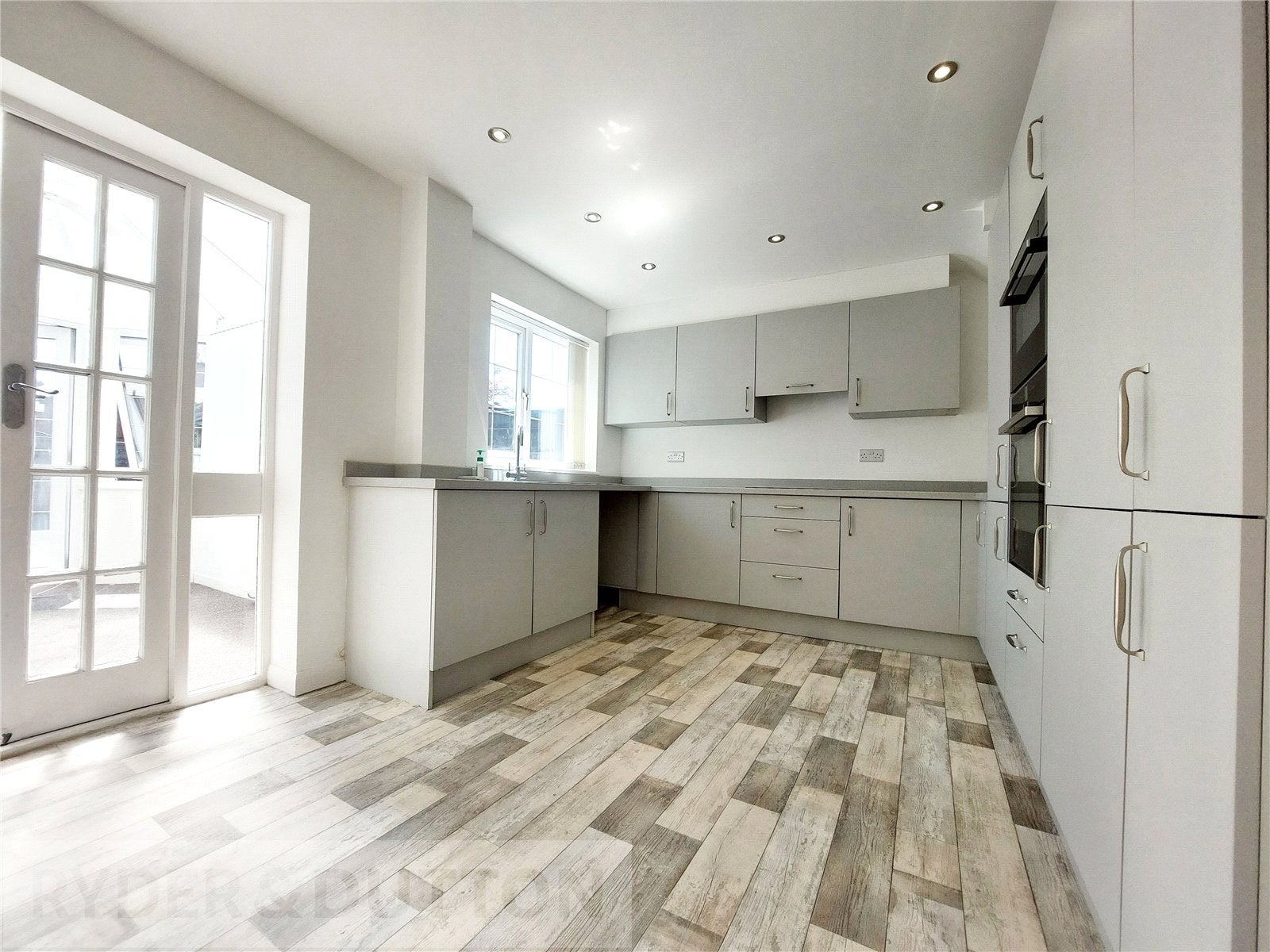 House Sharon Close in Tameside