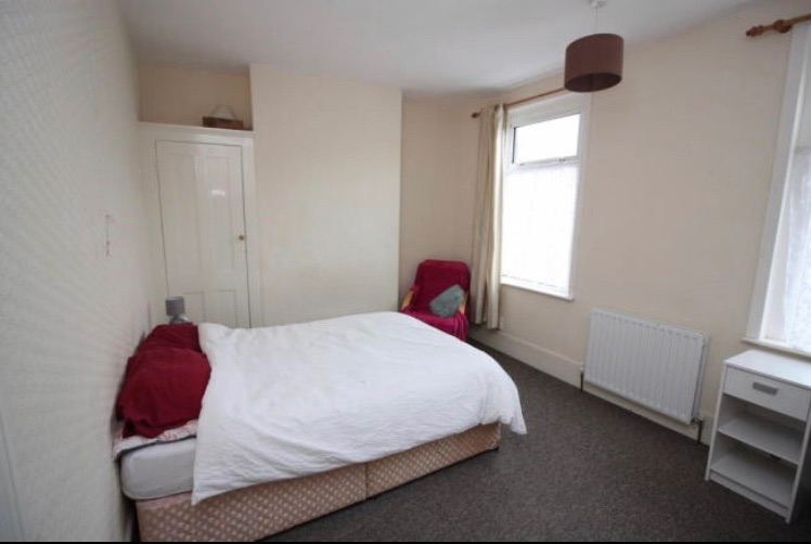 Room Albion Place in Exeter