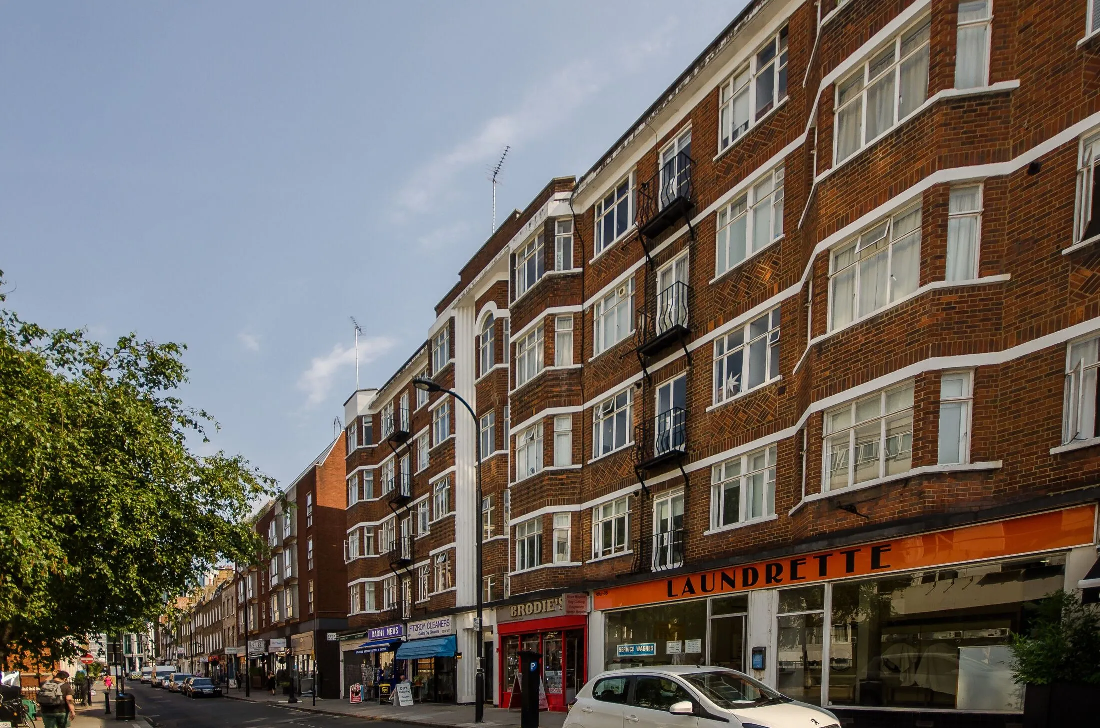 Flat Clipstone Street in City of Westminster