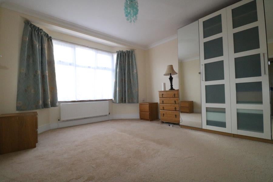 House Branksome Avenue in Greater London