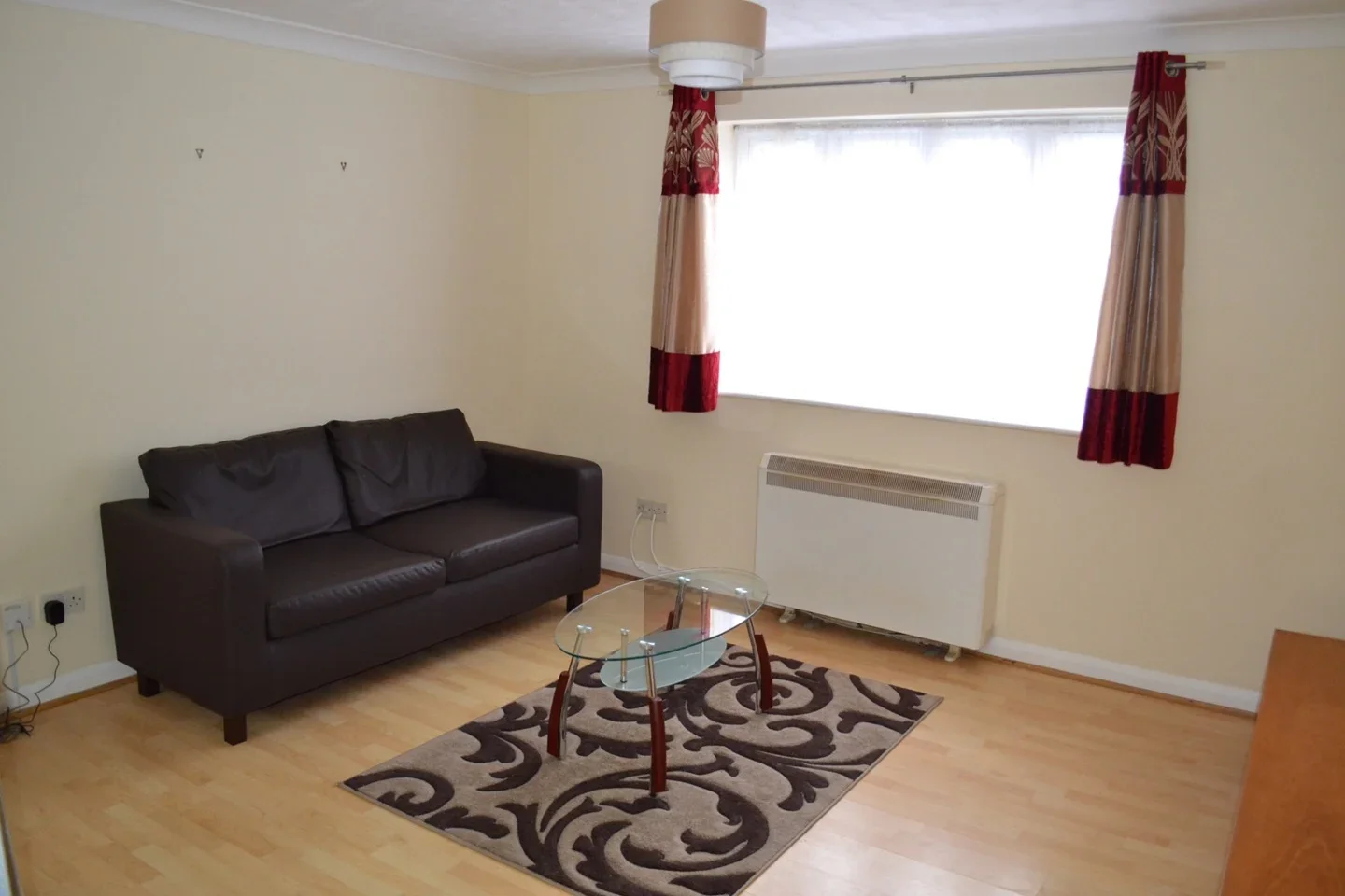 Flat Lodgehill Park Close in Greater London