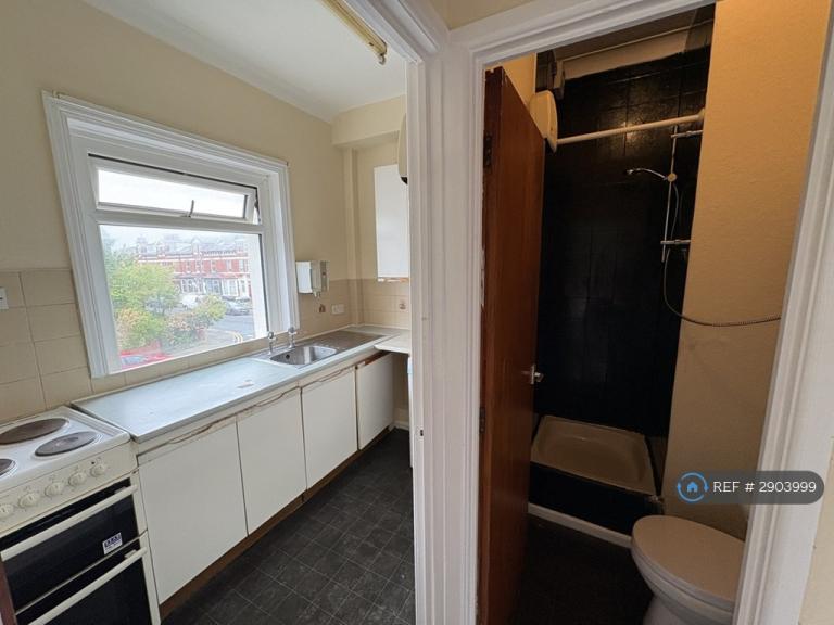 Flat Northumberland Avenue in Blackpool