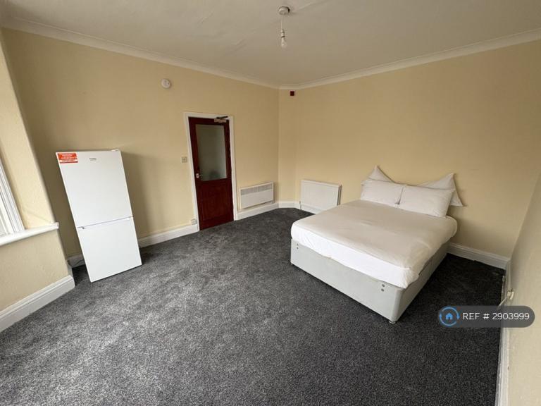 Flat Northumberland Avenue in Blackpool