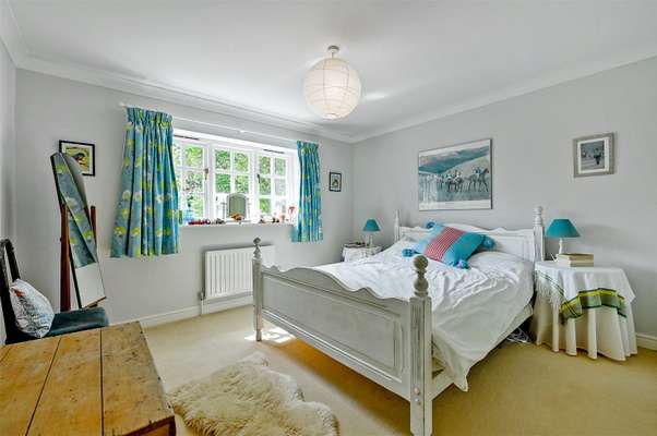 House Tile Barn in Basingstoke and Deane