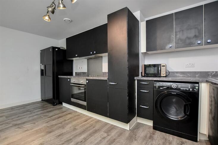Flat Newsom Place in St Albans