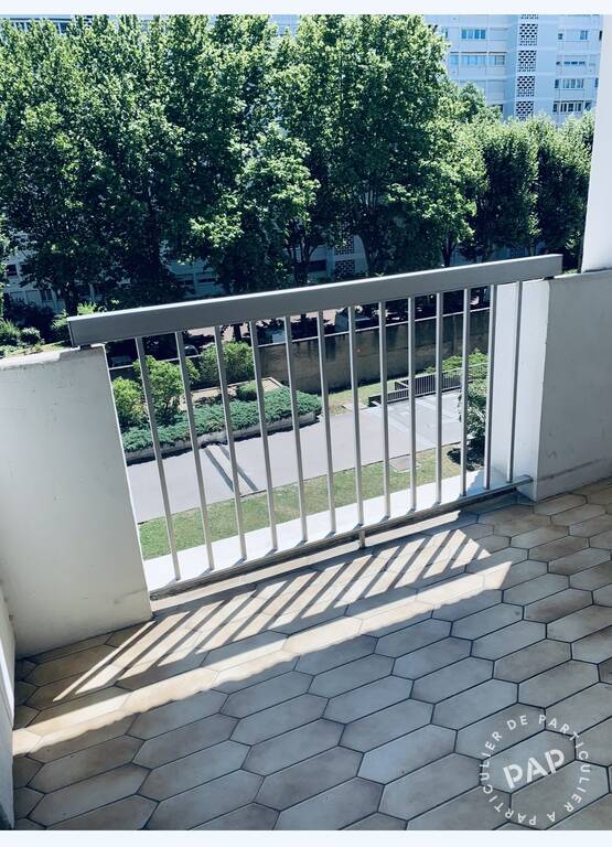 House Avenue Henri Barbusse in Villeurbanne