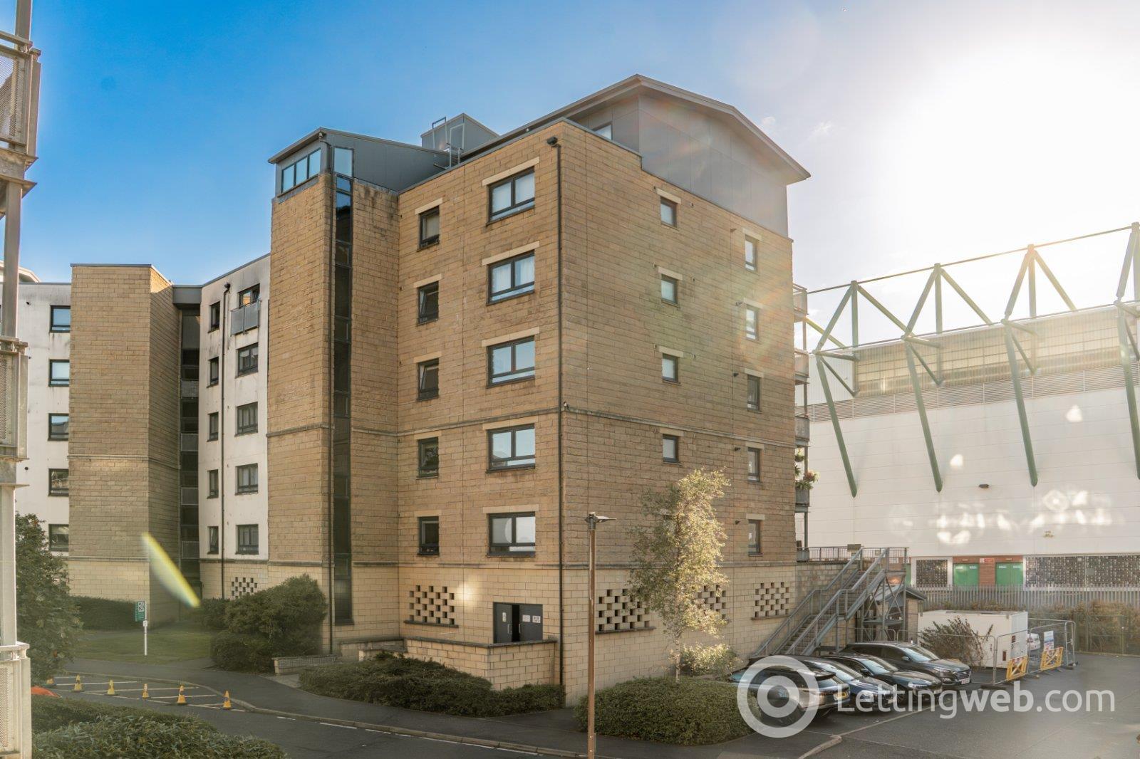 Flat Hawkhill Close in Edinburgh