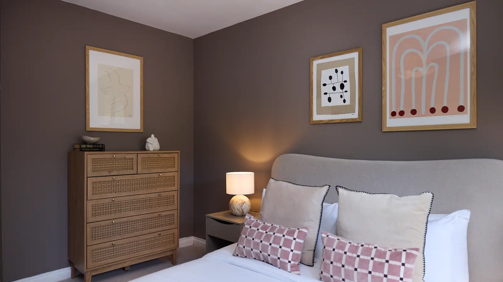 Flat Millharbour in Greater London
