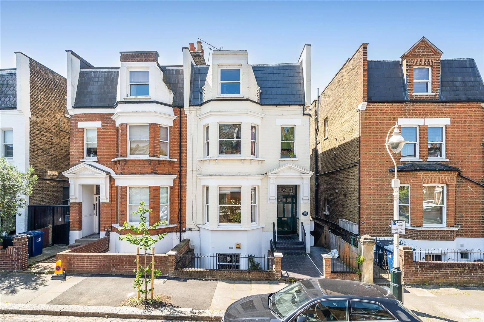 Flat Lammas Park Road in Greater London