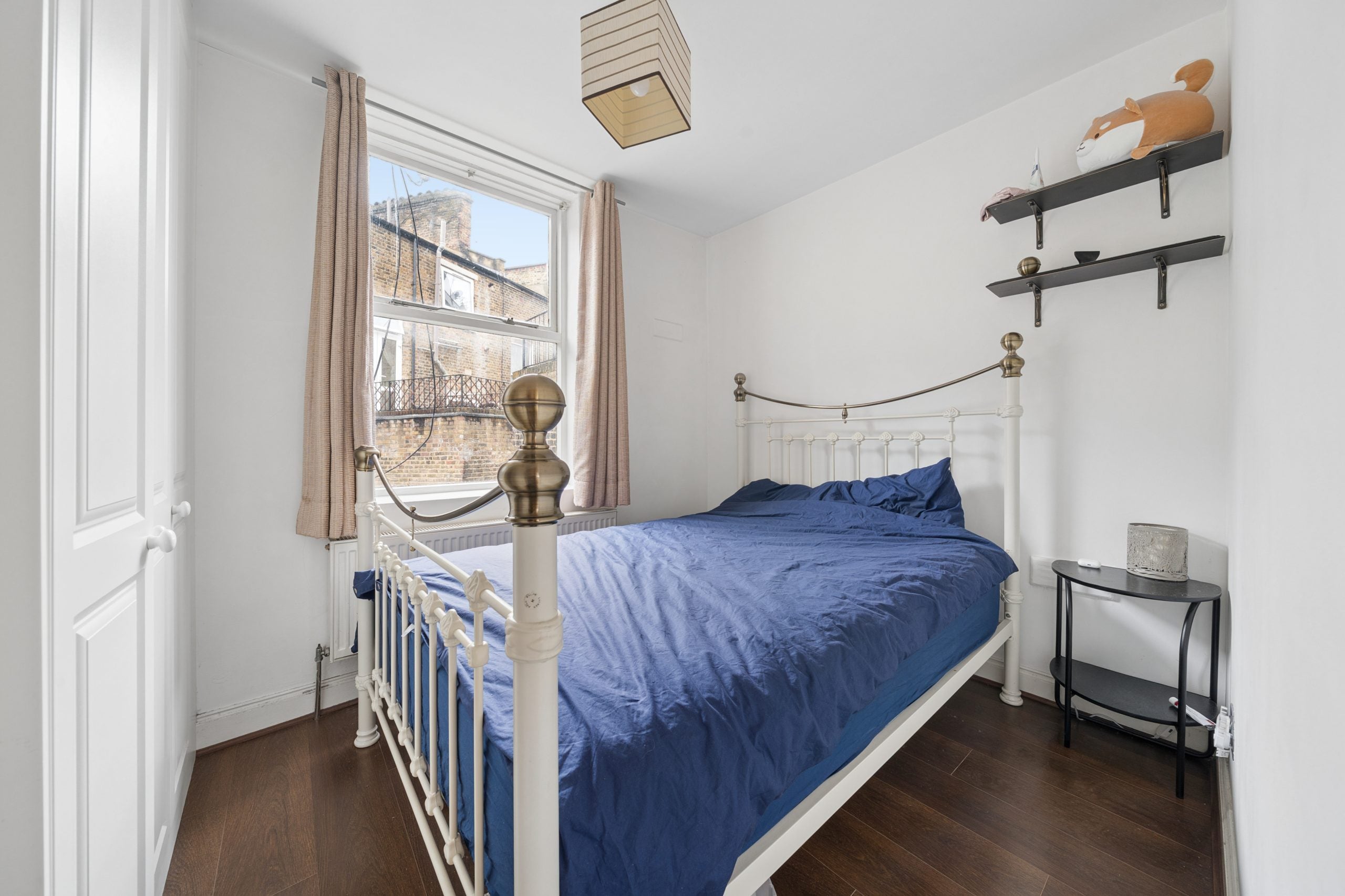 Flat Richmond Way in Greater London