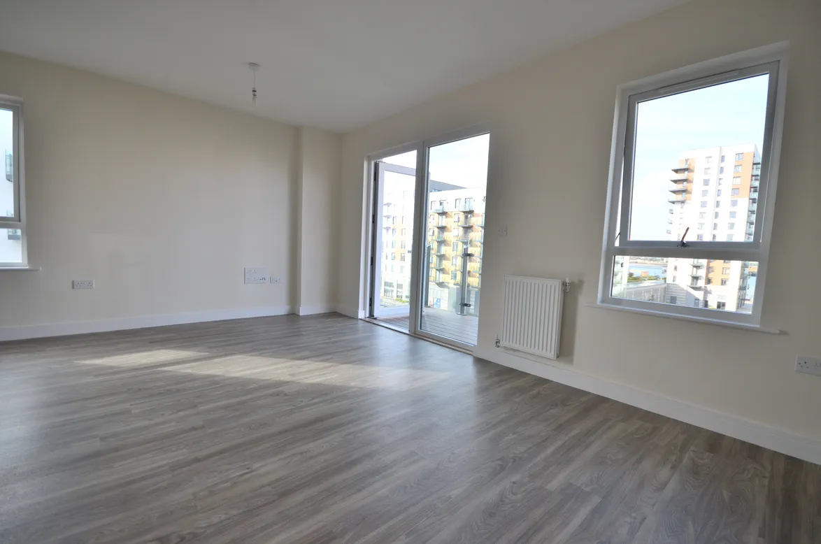 Flat Ocean Drive in Gillingham