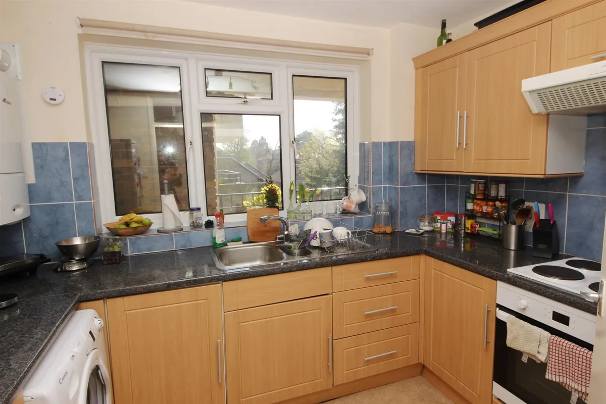 Flat Laine Close in Brighton