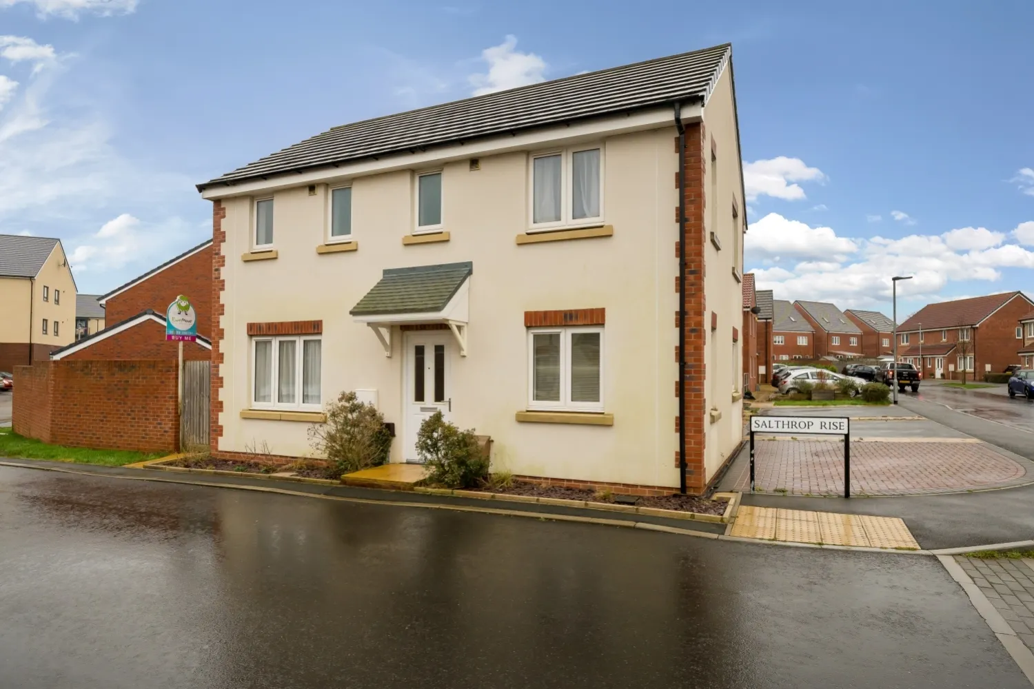 House Salthrop Rise in Badbury Wick