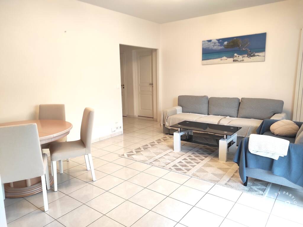 Flat Grande Rue in Garches