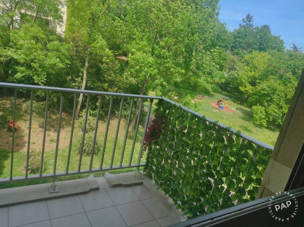 Flat Grande Rue in Garches