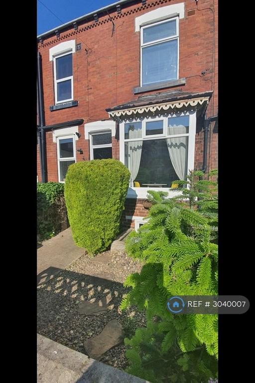 House Trelawn Place in Leeds
