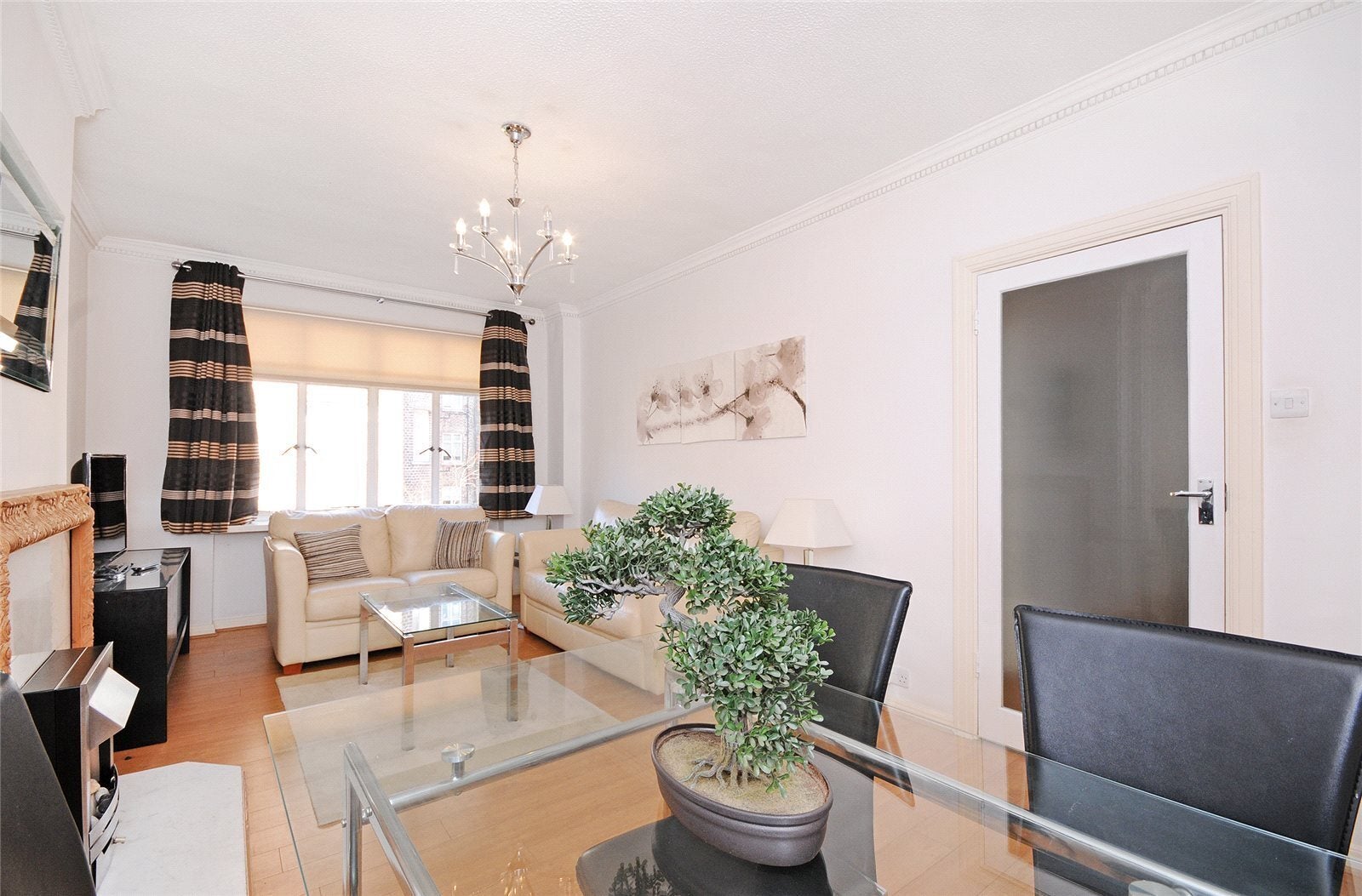 Flat South Audley Street in City of Westminster