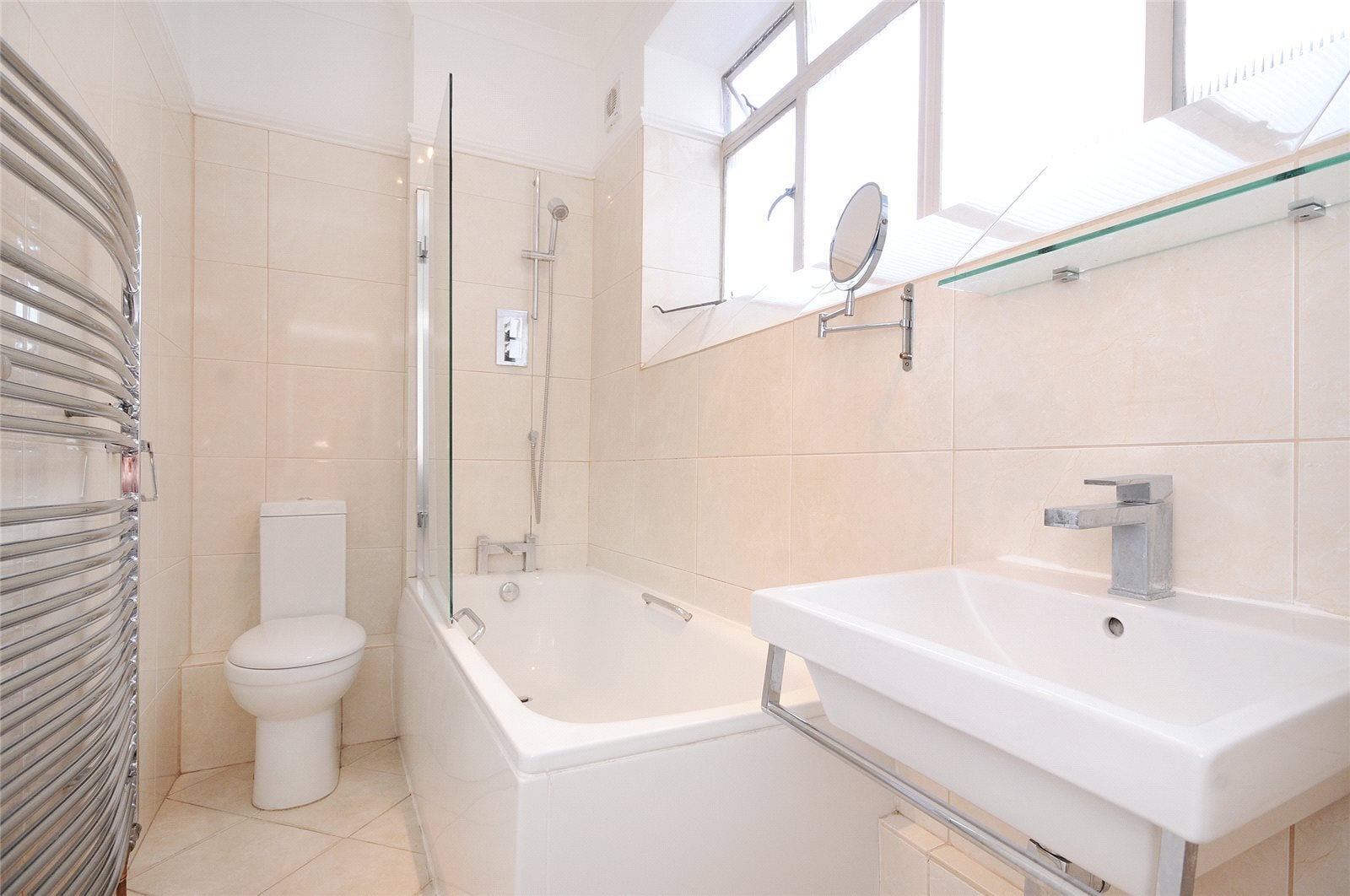 Flat South Audley Street in City of Westminster