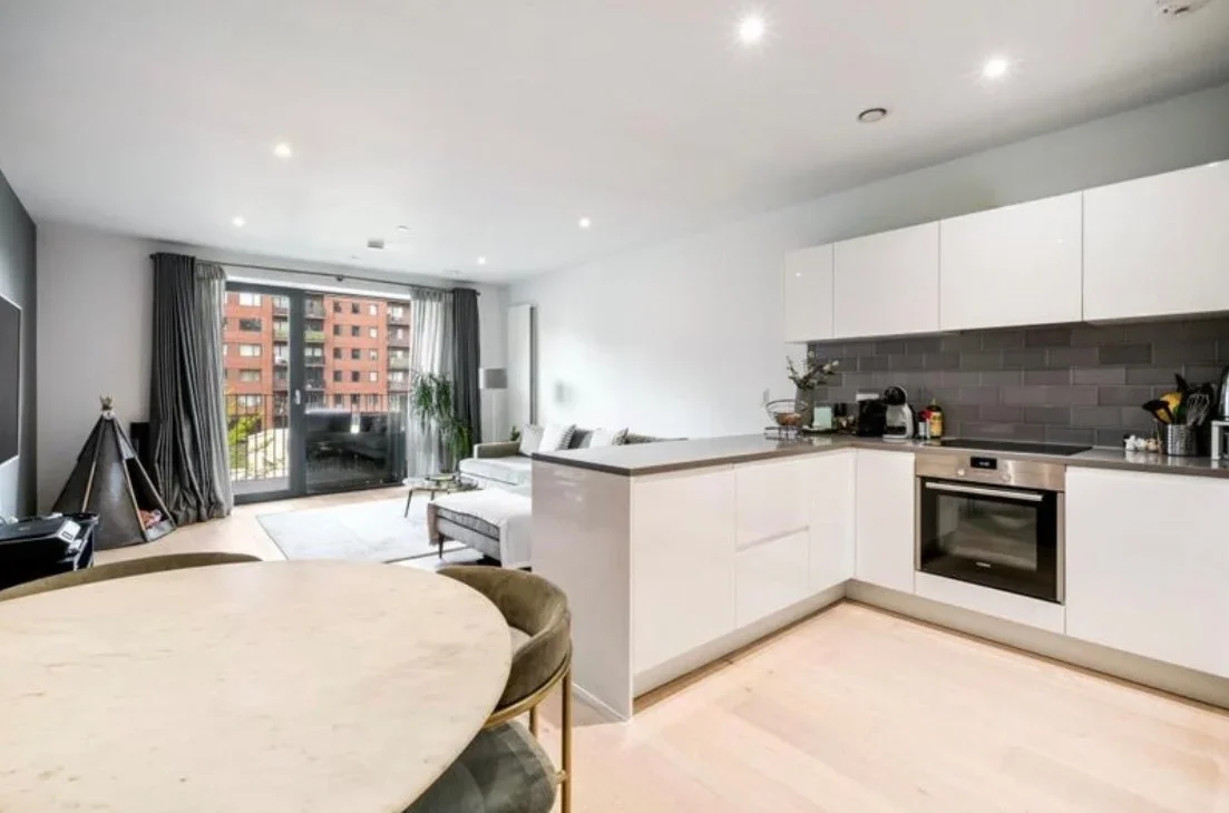 Room Regalia Close in Greater London