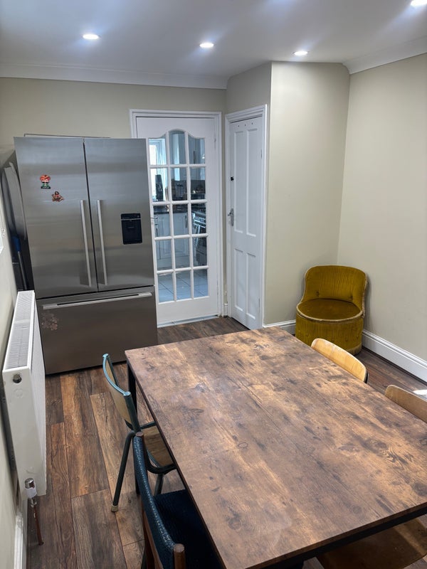 Room Thistlewaite Road in Greater London