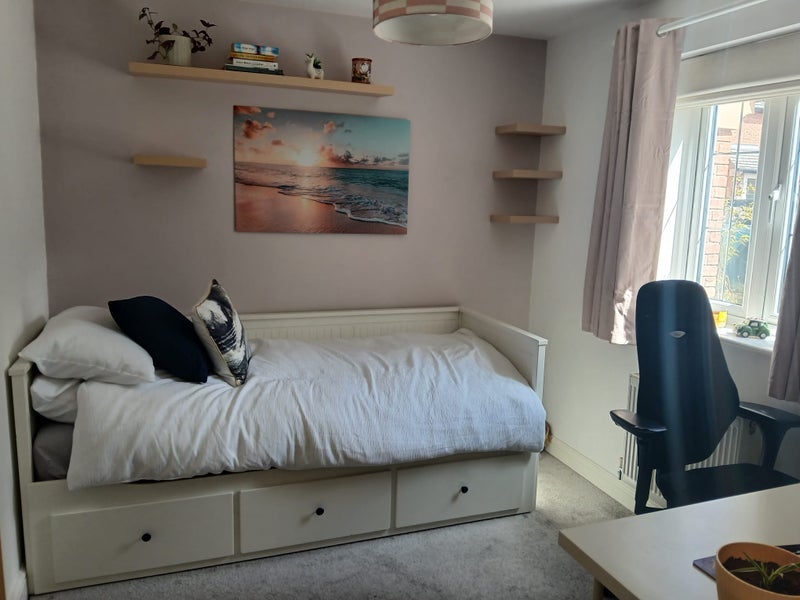 Room Poplar Road in Charnwood