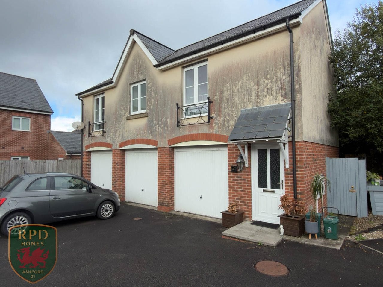 House Birch Rock Road in Pontarddulais