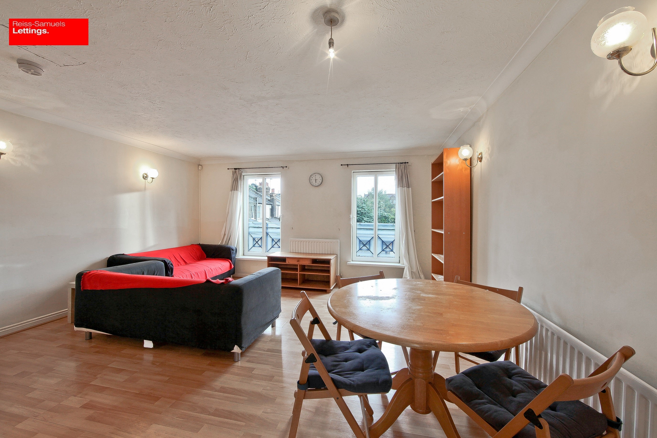 House Cahir Street in Greater London