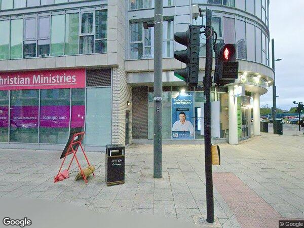Room High Street in Greater London