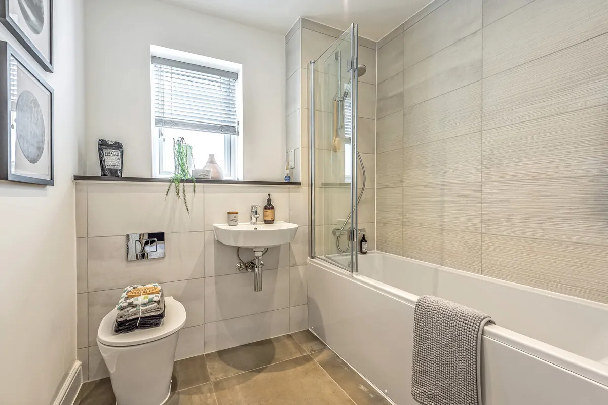 Flat Ceres Crescent in Epsom and Ewell